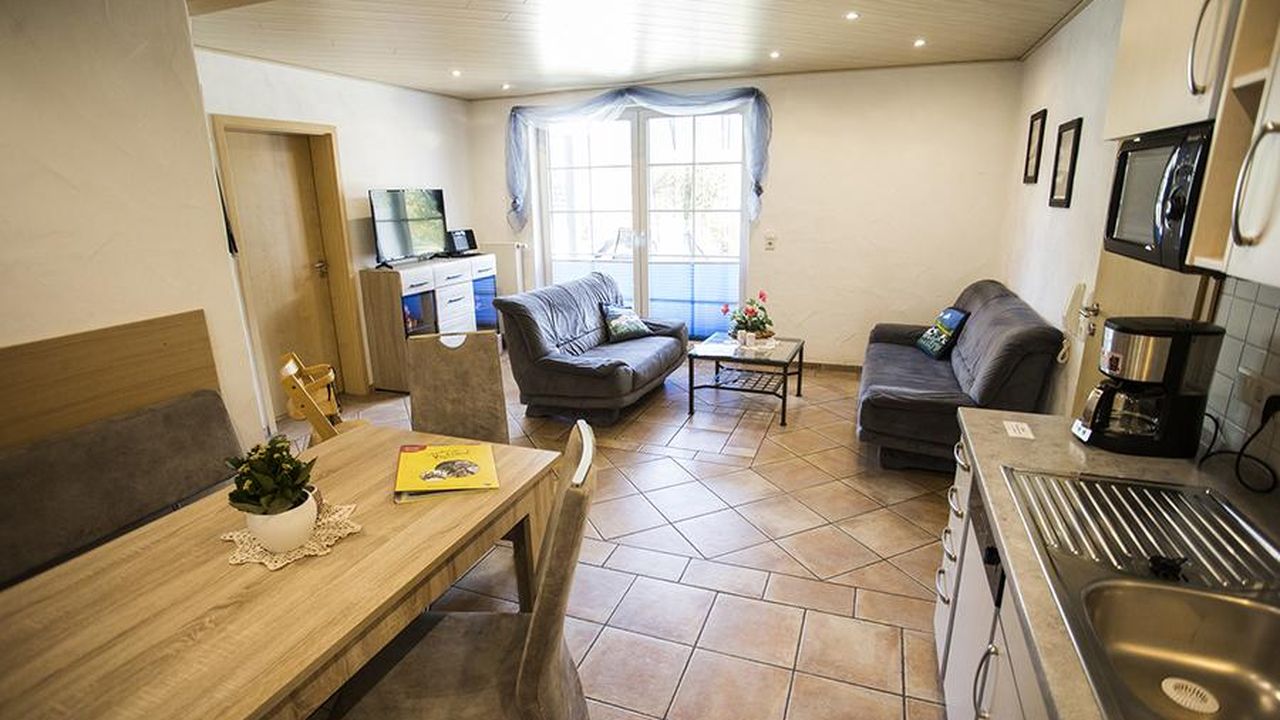 Gerwenshof, Familie Schmidt - Ferienwohnung Milchkammer - Niedersorpe Schmallenberger Sauerland Gerwenshof, Familie Schmidt - Ferienwohnung Milchkammer - Niedersorpe Schmallenberger Sauerland